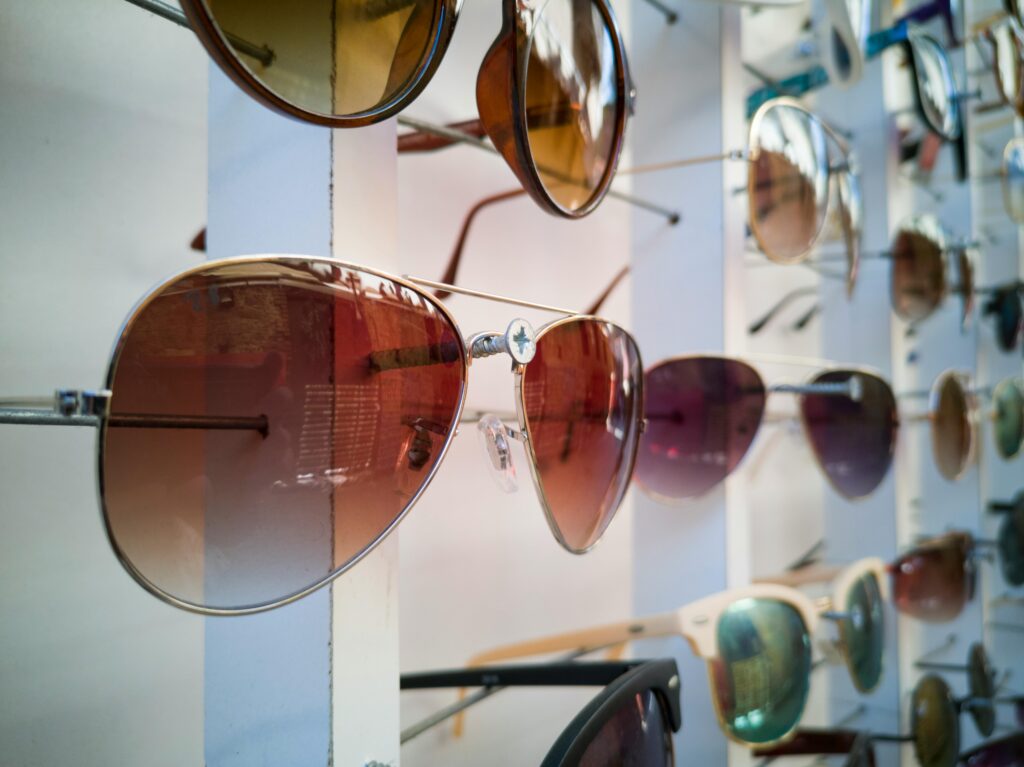 E-Commerce & Eyewear